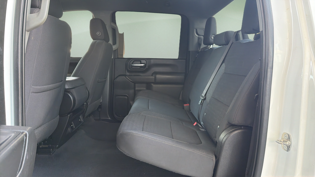 Used 2023 Chevrolet Silverado 2500 LT AWD/4WD image 17