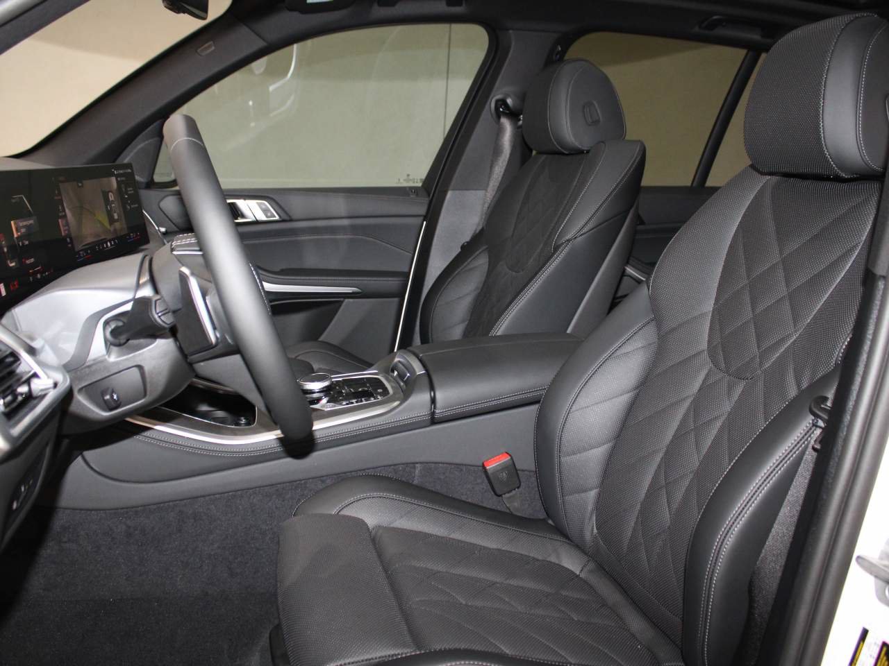 Used 2026 BMW X5 xDrive40i AWD/4WD image 14