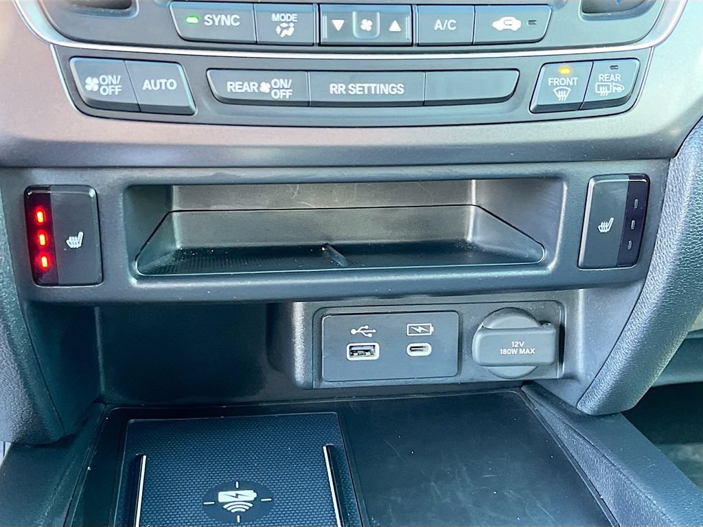 Used 2025 Honda Passport EX-L image 19