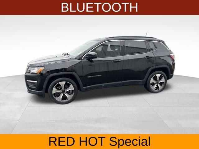 Used 2018 Jeep Compass Latitude FWD image 4