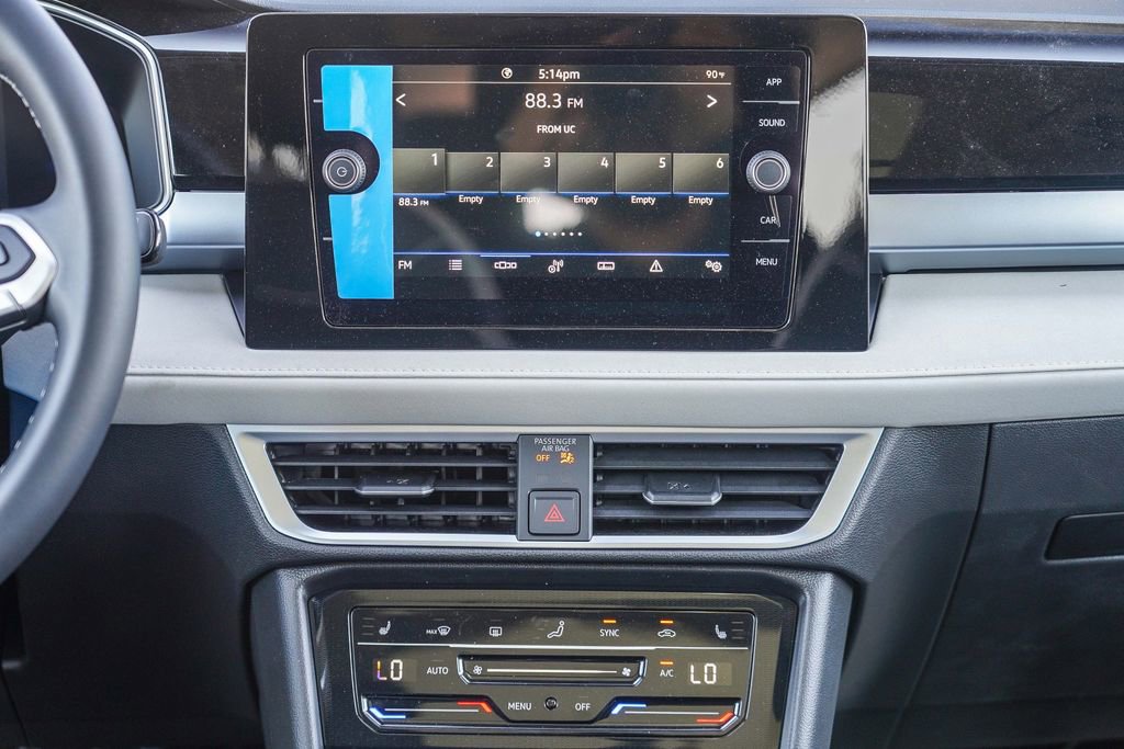 New 2025 Volkswagen Taos SE image 19