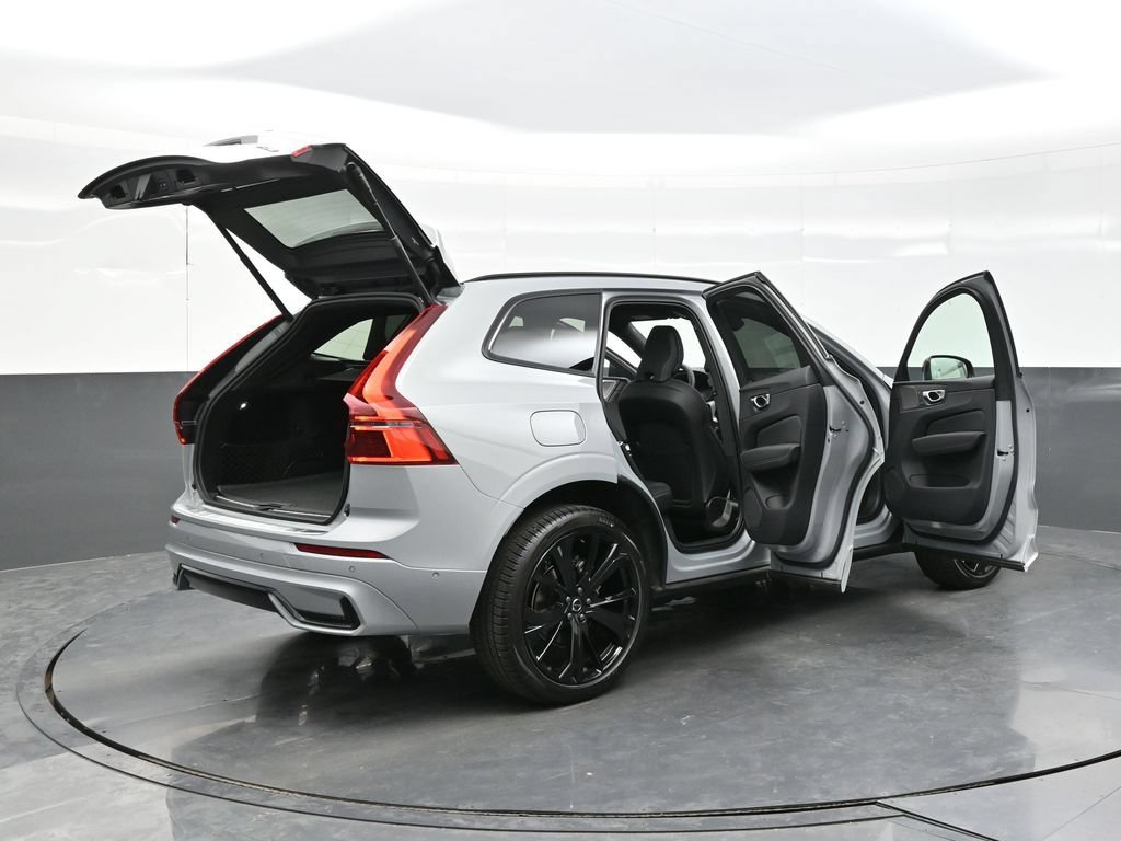New 2026 Volvo XC60 B5 Ultra w/ Climate Package AWD/4WD image 45
