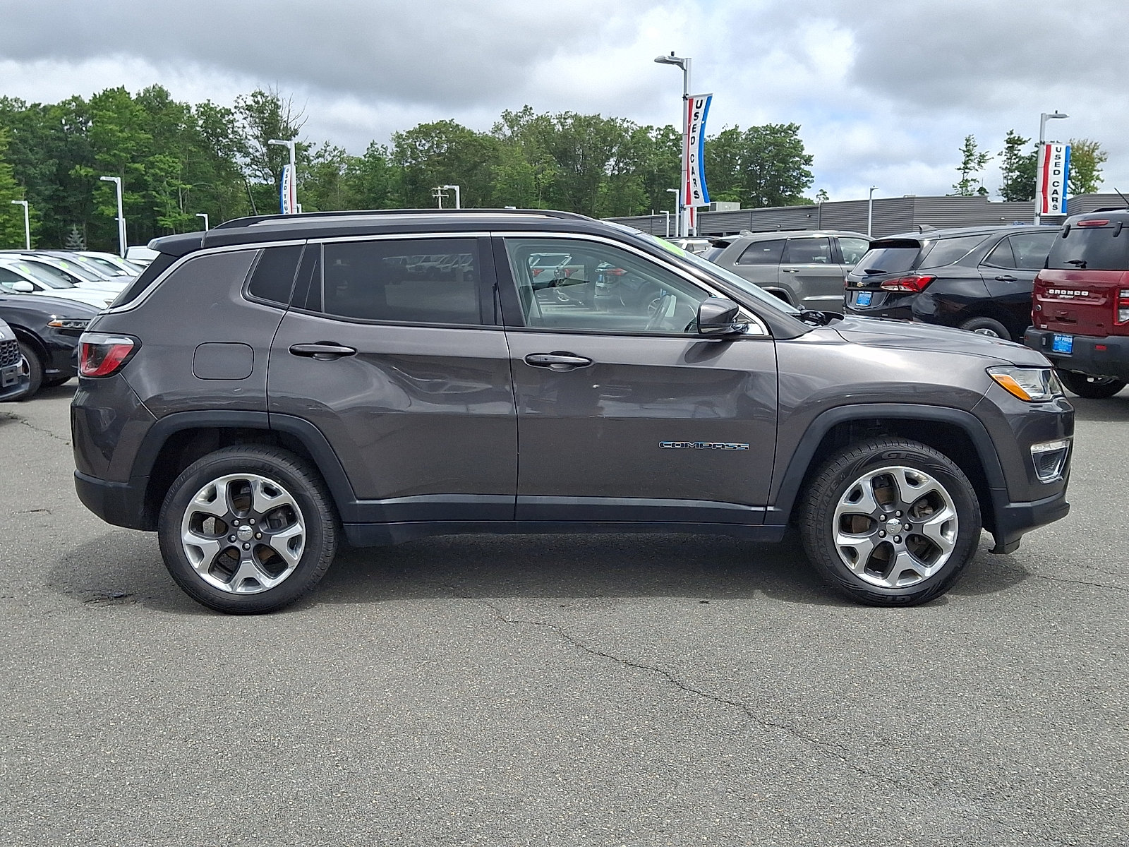 Used 2019 Jeep Compass Limited AWD/4WD image 7