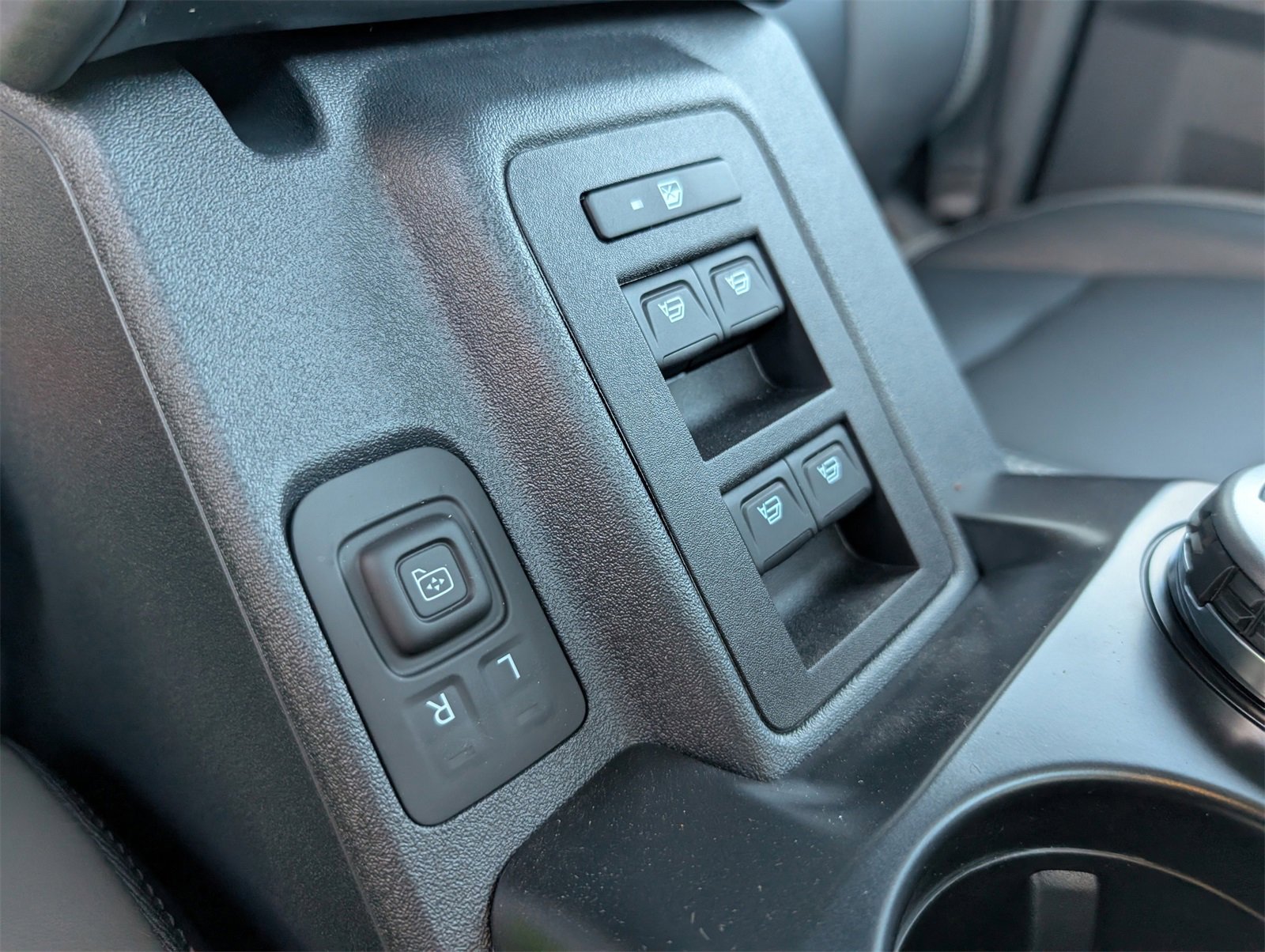 New 2025 Ford Bronco Outer Banks image 23