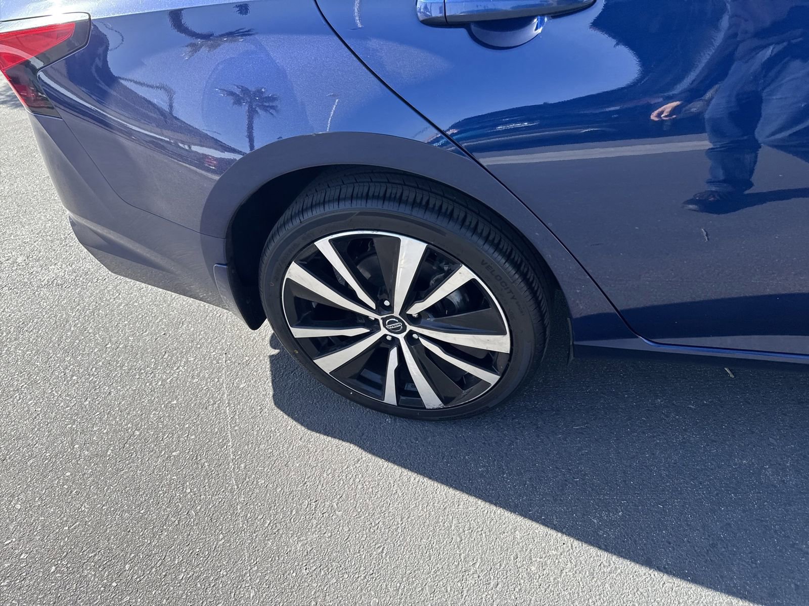 Used 2021 Nissan Altima 2.5 SR w/ SR Premium Package image 22