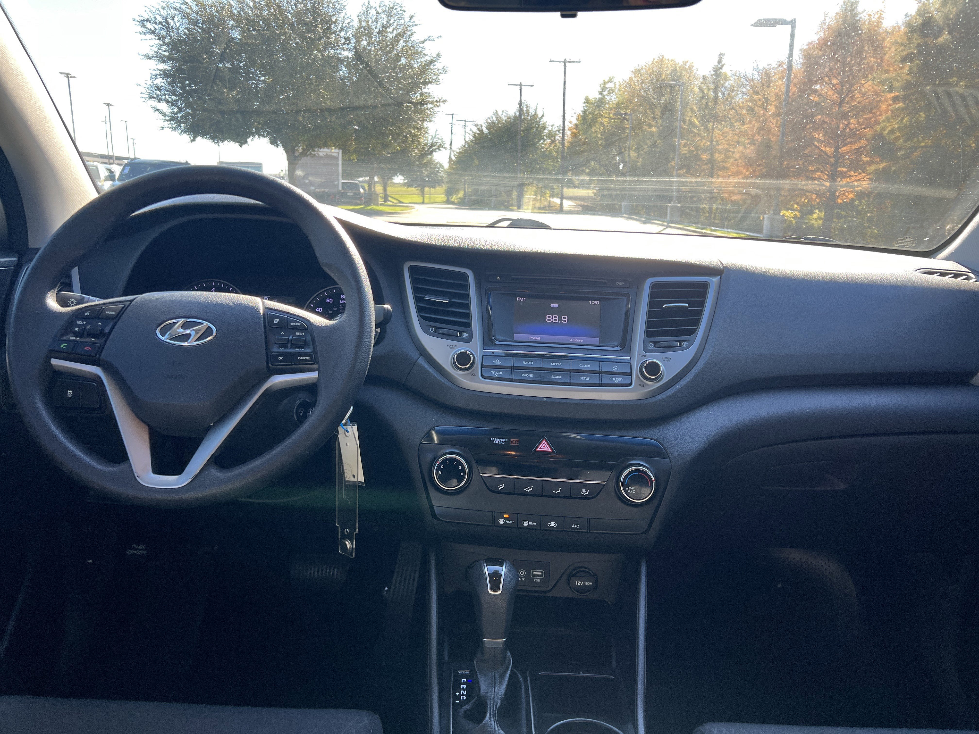 Used 2017 Hyundai Tucson SE image 26