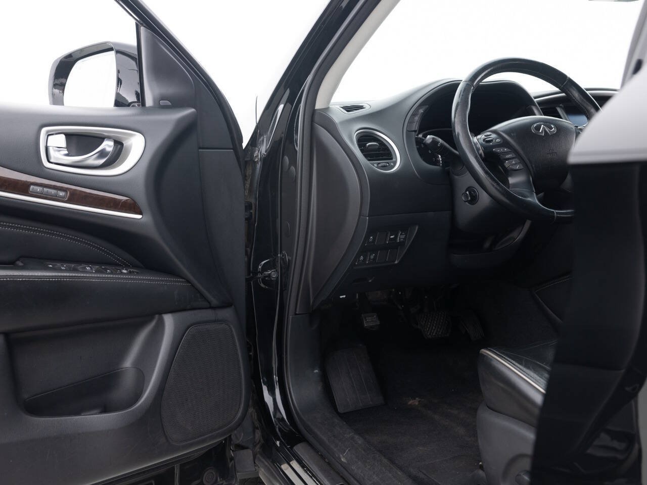 Used 2017 INFINITI QX60 Luxe w/ Deluxe Technology Package AWD/4WD image 24