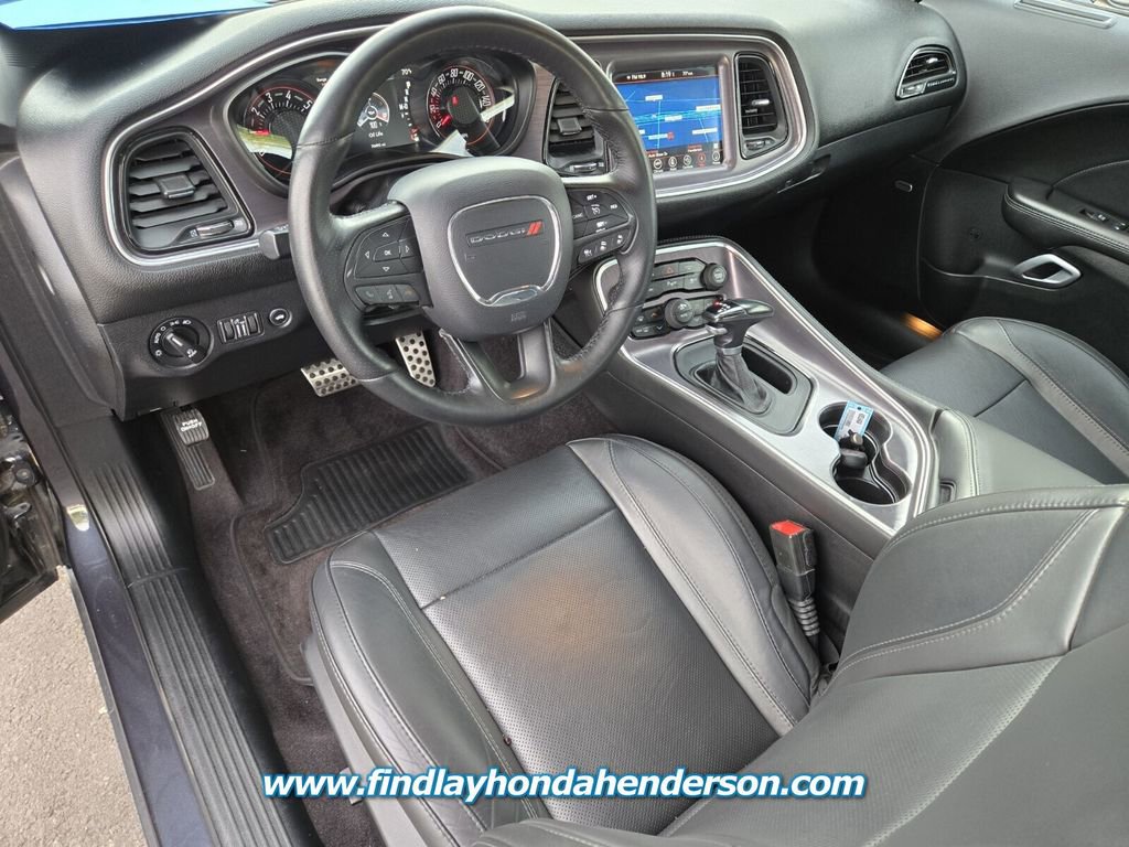 Used 2017 Dodge Challenger SXT Plus image 16