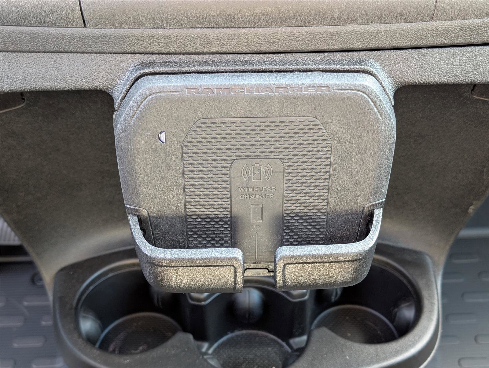 Used 2025 RAM ProMaster 1500 w/ Premium Convenience Group image 23