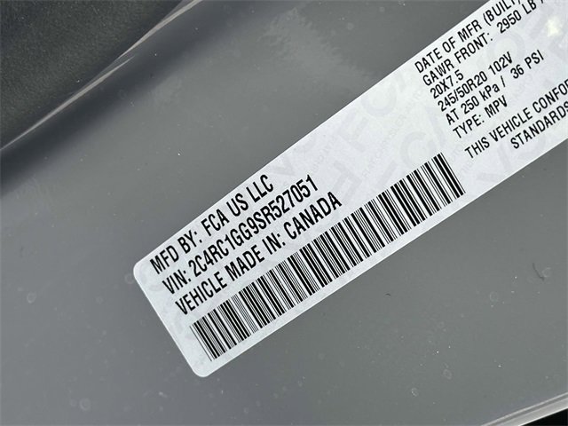 New 2025 Chrysler Pacifica Limited w/ Uconnect Theater Family Group image 28