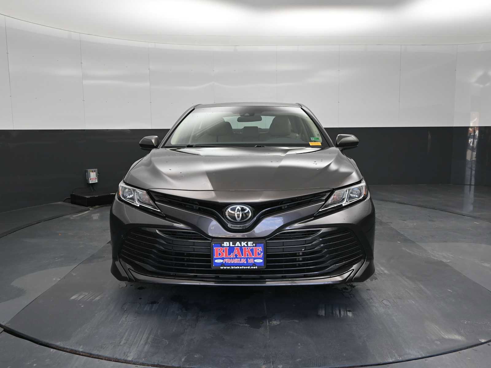 Used 2019 Toyota Camry LE image 18