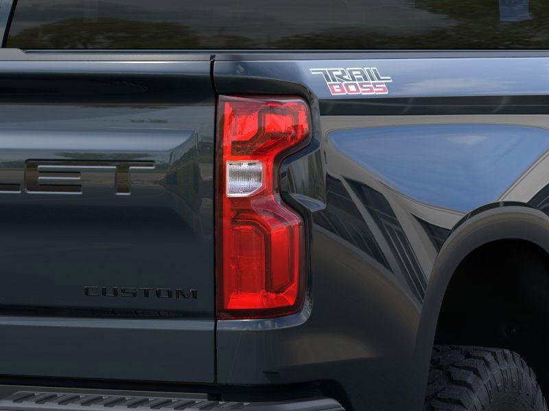 New 2026 Chevrolet Silverado 1500 Custom Trail Boss w/ LPO, Dark Essentials Package image 11
