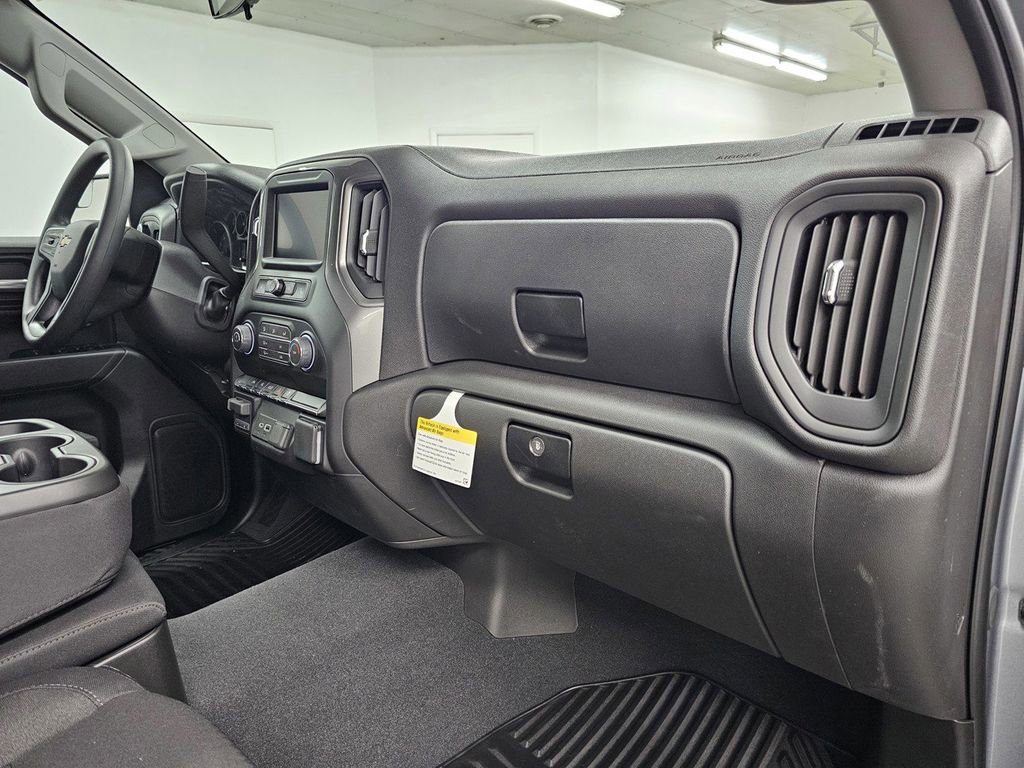 Used 2026 Chevrolet Silverado 1500 Custom AWD/4WD image 14