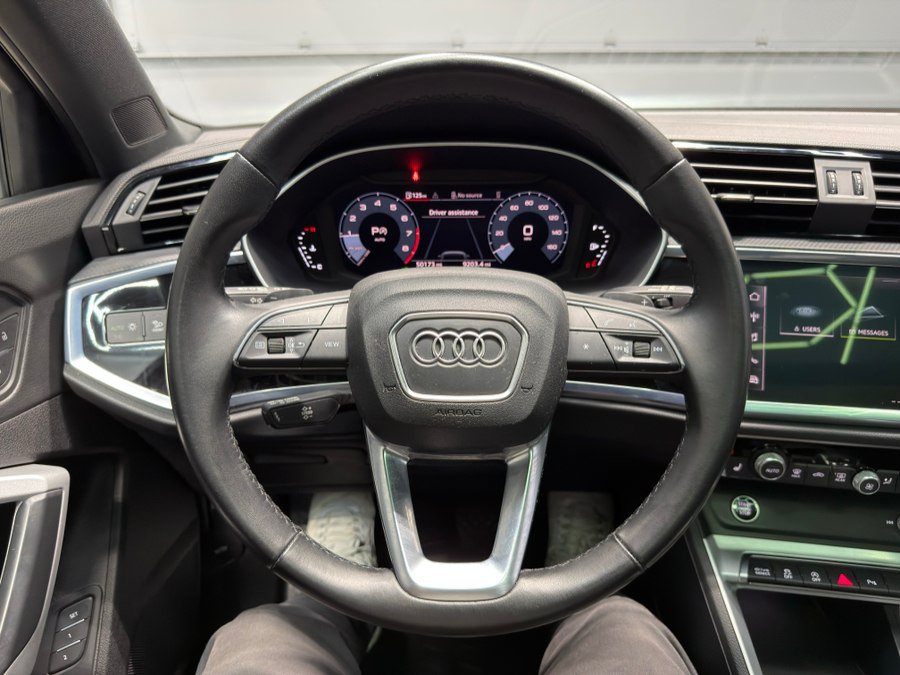 Used 2023 Audi Q3 2.0T Premium w/ Convenience Package AWD/4WD image 13