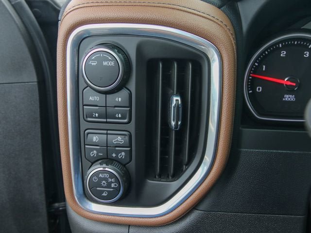 Used 2023 Chevrolet Silverado 3500 High Country w/ Safety Package II AWD/4WD image 22