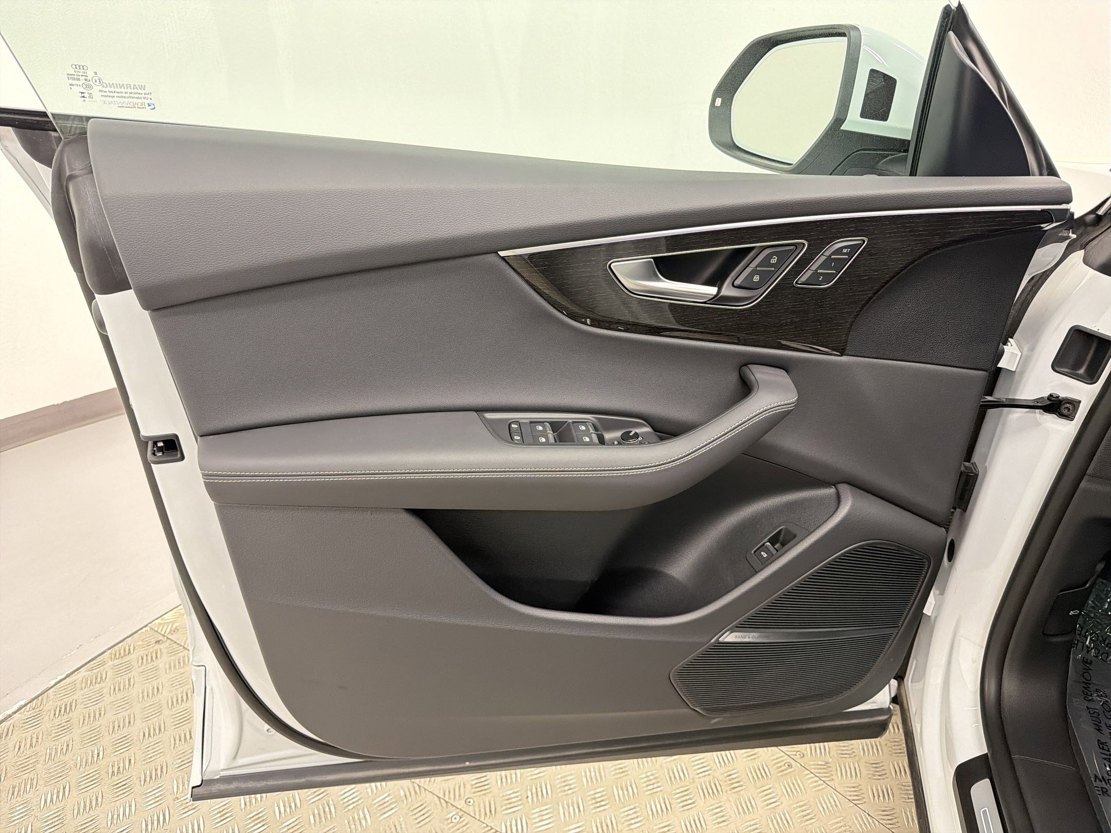 New 2026 Audi Q8 Premium Plus image 17