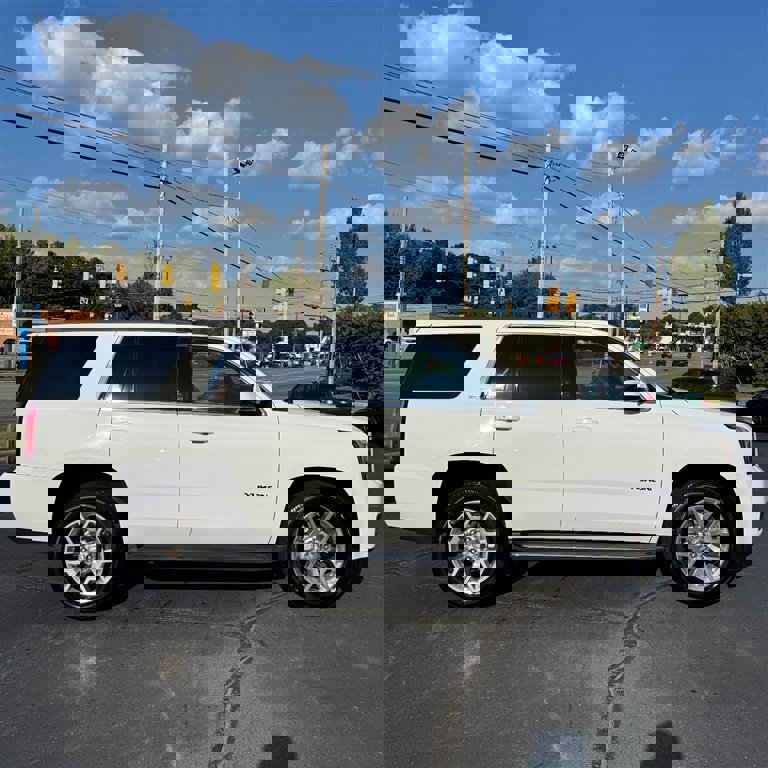 Used 2018 GMC Yukon SLT image 6