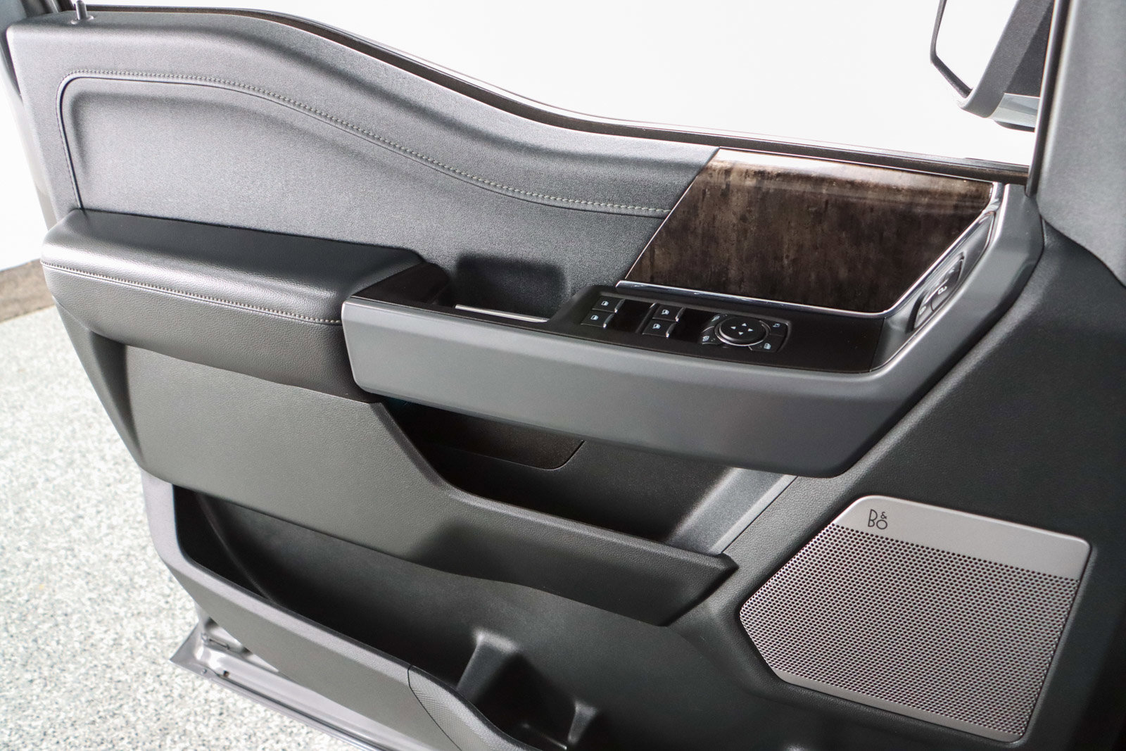 Used 2021 Ford F150 Lariat image 24