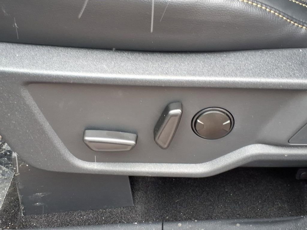 New 2026 Ford Bronco Badlands image 16