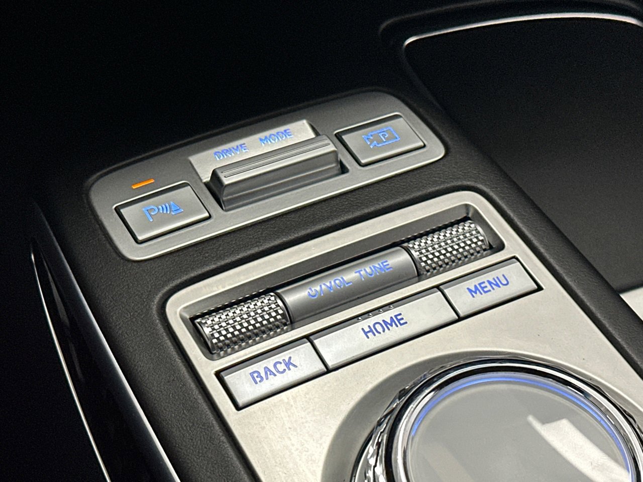 Used 2022 Genesis GV70 3.5T Sport w/ Sport Prestige Package image 33