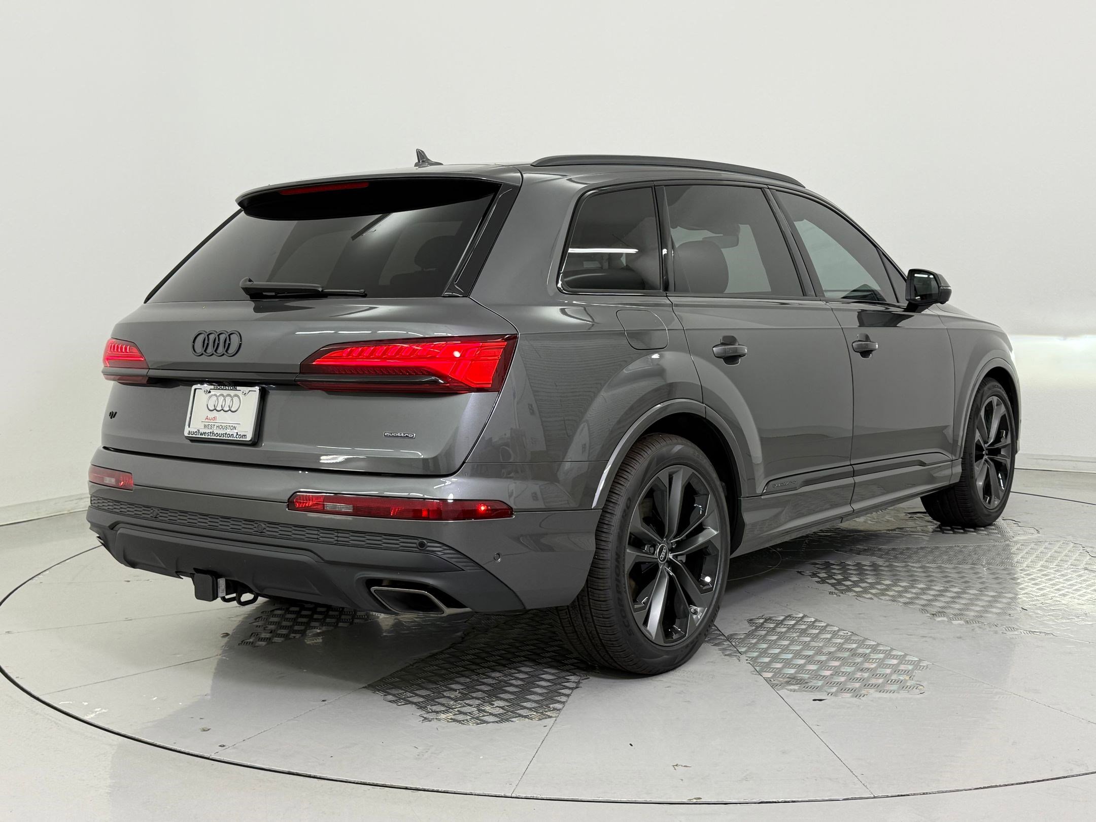 New 2026 Audi Q7 3.0T Premium Plus AWD/4WD image 9