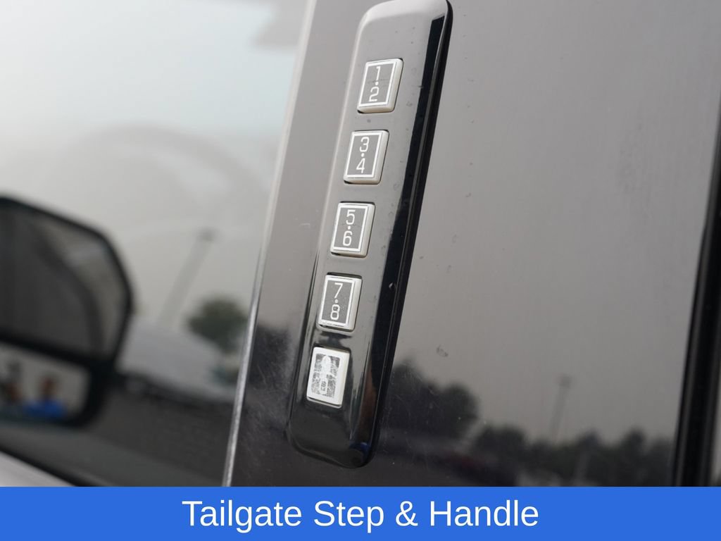 Used 2019 Ford F250 Lariat w/ Lariat Ultimate Package AWD/4WD image 26