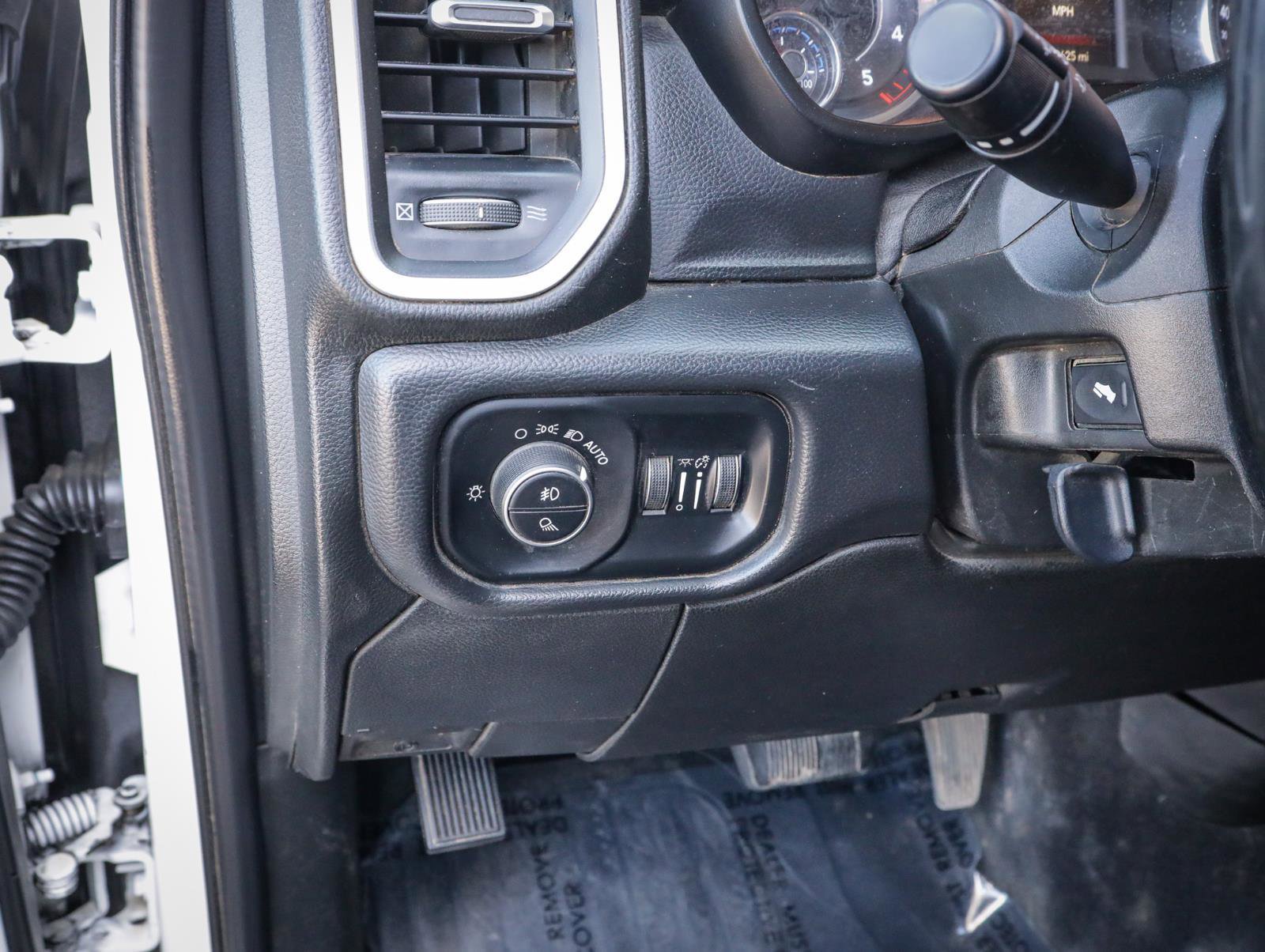 Used 2020 RAM 2500 Big Horn w/ Level 1 Equipment Group image 21