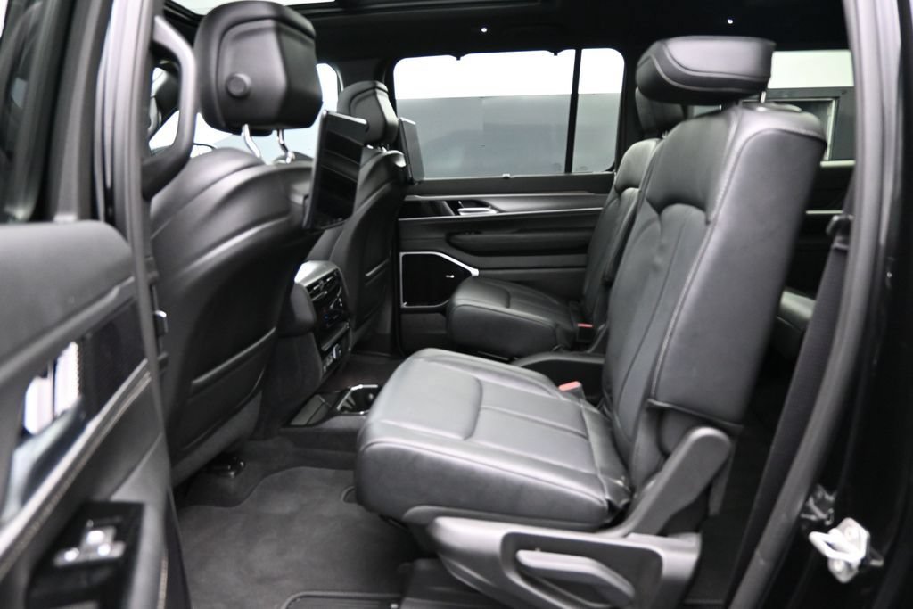 New 2026 Jeep Grand Wagoneer L Limited AWD/4WD image 26