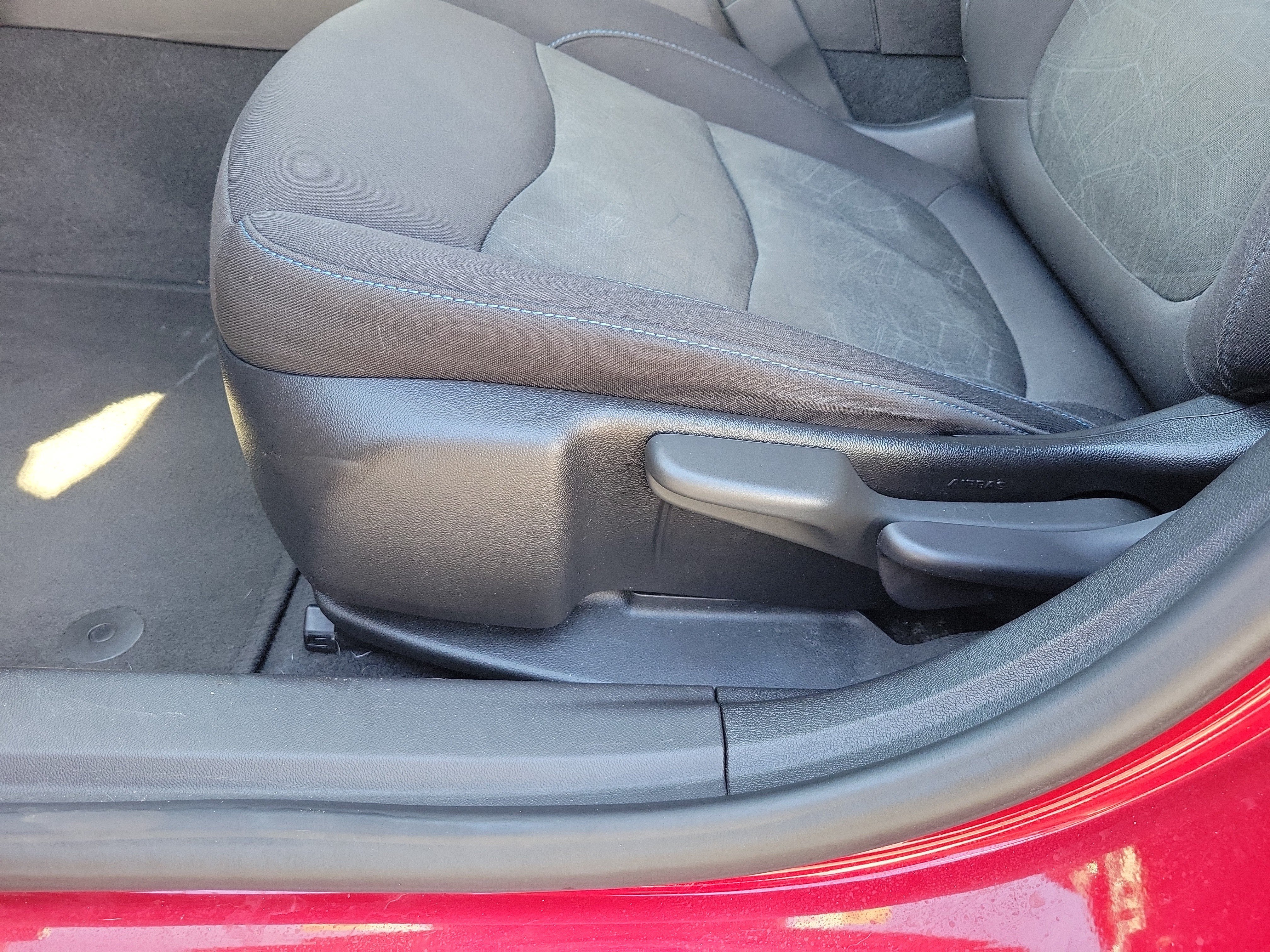 Used 2018 Chevrolet Volt LT w/ Comfort Package FWD image 19