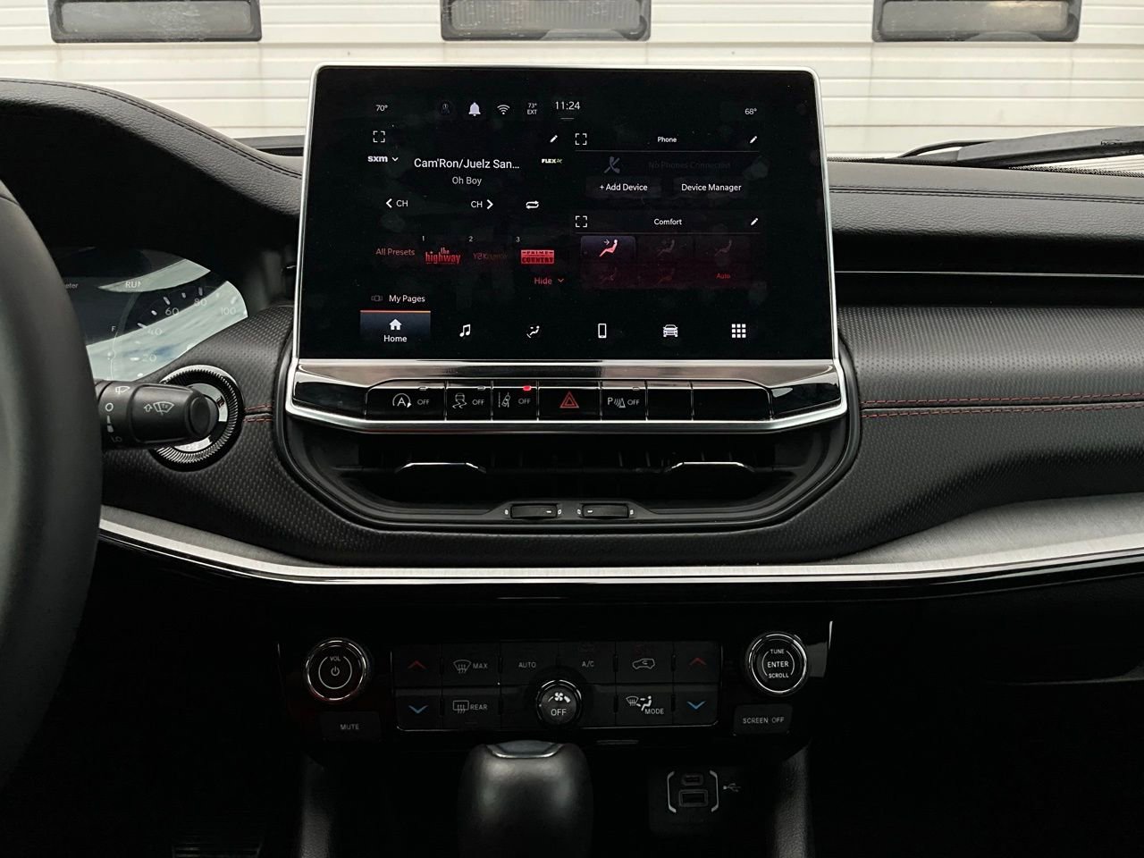 Used 2025 Jeep Compass Trailhawk AWD/4WD image 26