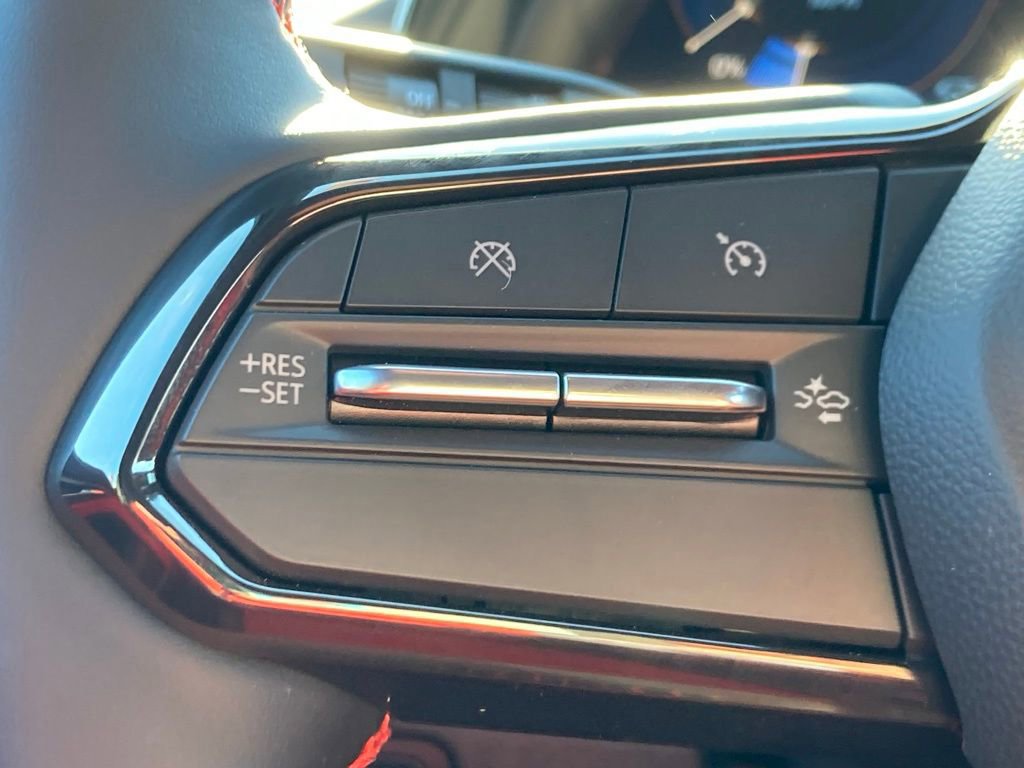New 2025 Chevrolet Equinox EV RS w/ Convenience Package II FWD image 15