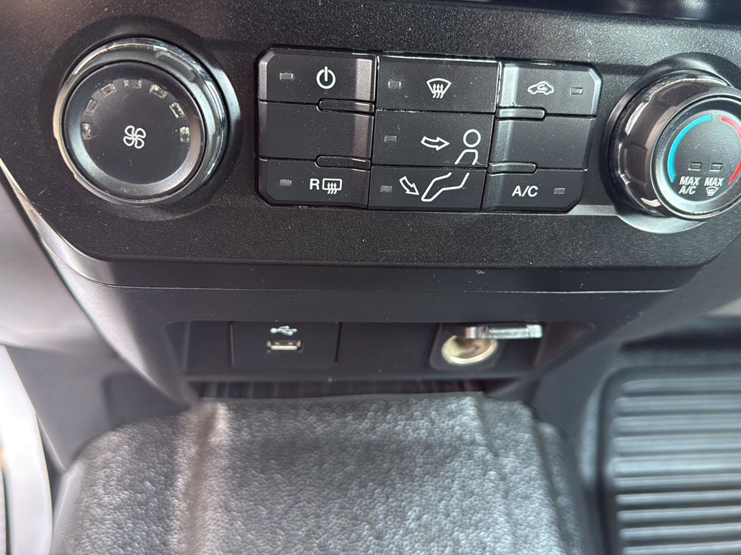 Used 2019 Ford F250 XL w/ Power Equipment Group image 26