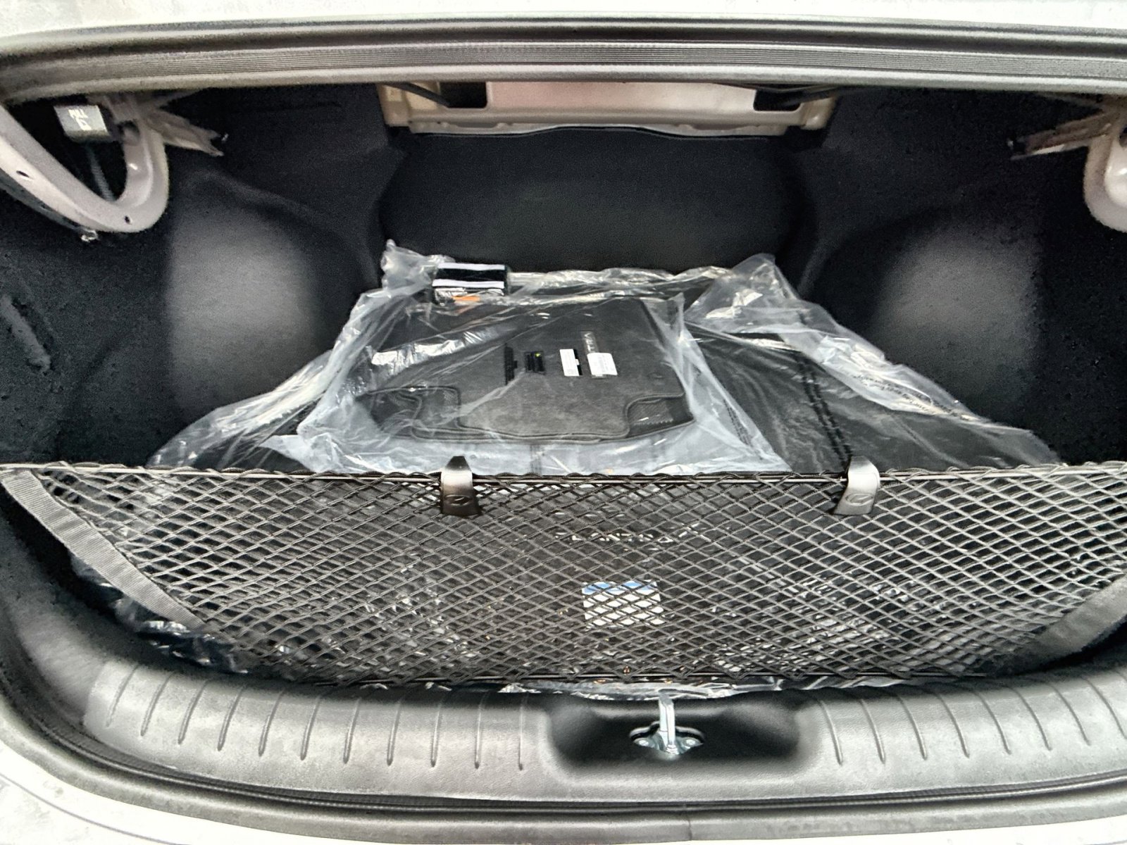 New 2026 Hyundai Elantra SE image 24