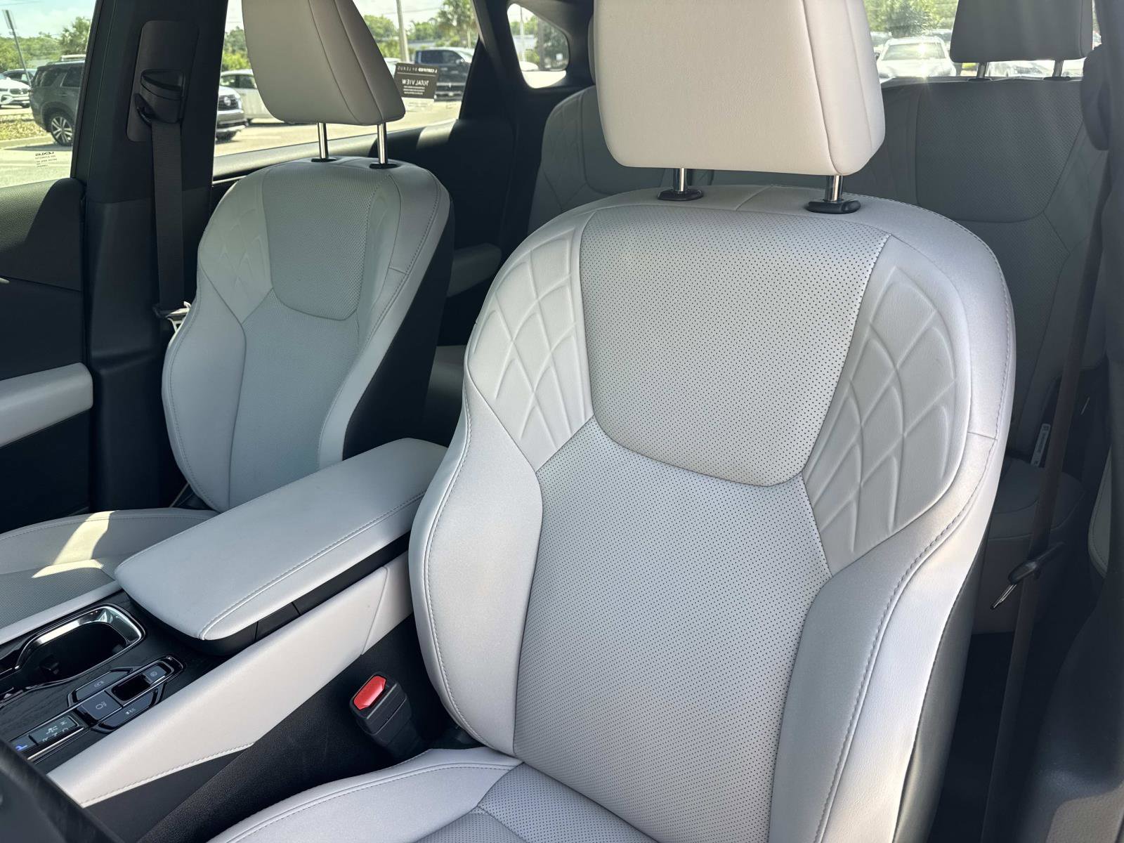 Used 2024 Lexus RX 350 Premium w/ Convenience Package FWD image 21