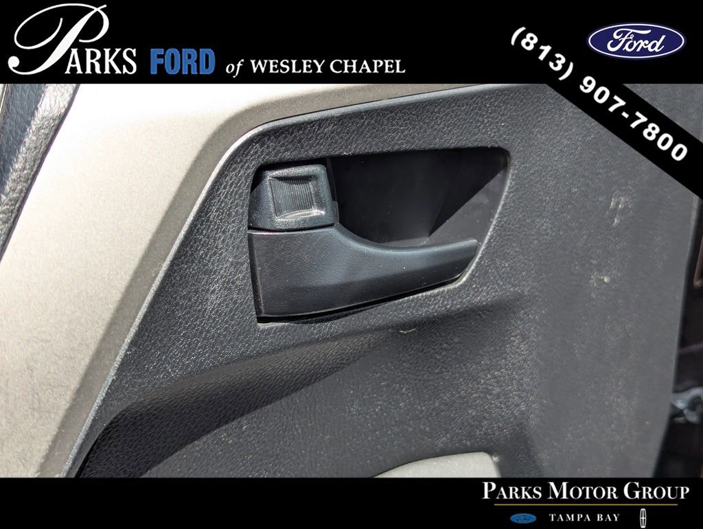 Used 2017 Toyota RAV4 LE image 16