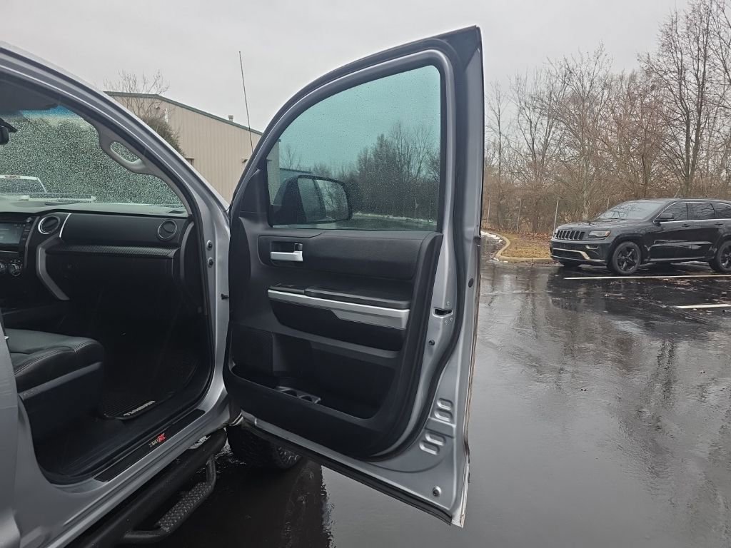 Used 2015 Toyota Tundra SR5 w/ SR5 Upgrade Package image 42