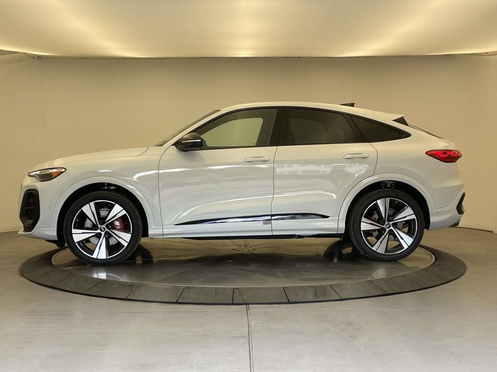 New 2026 Audi SQ5 Premium Plus AWD/4WD image 2