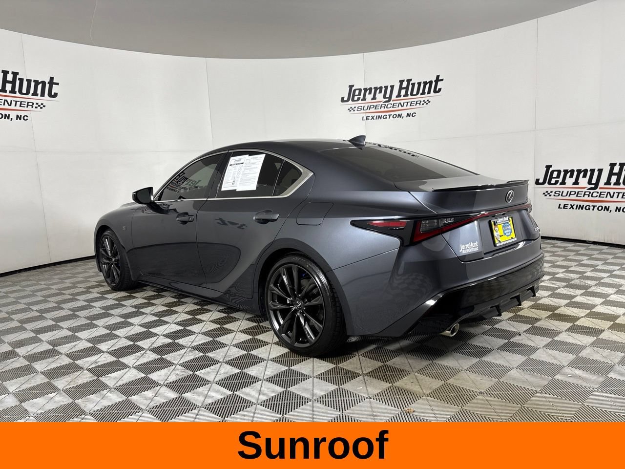 Used 2025 Lexus IS 350 F Sport RWD image 9