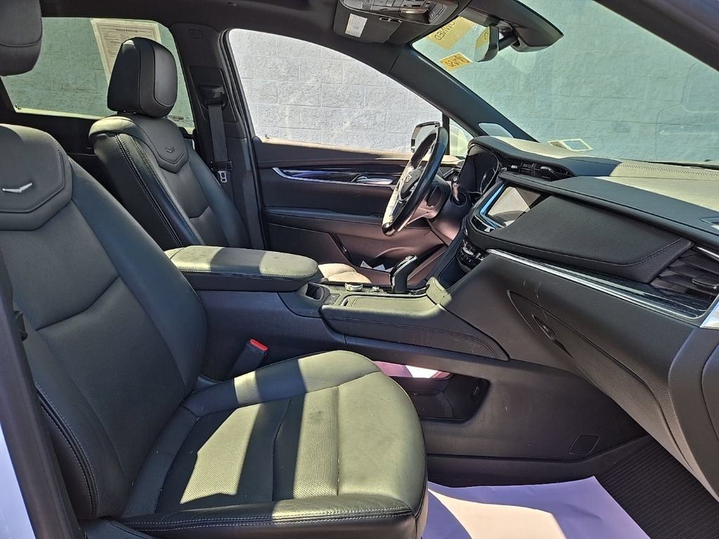 Certified 2023 Cadillac XT5 Premium Luxury AWD/4WD image 28