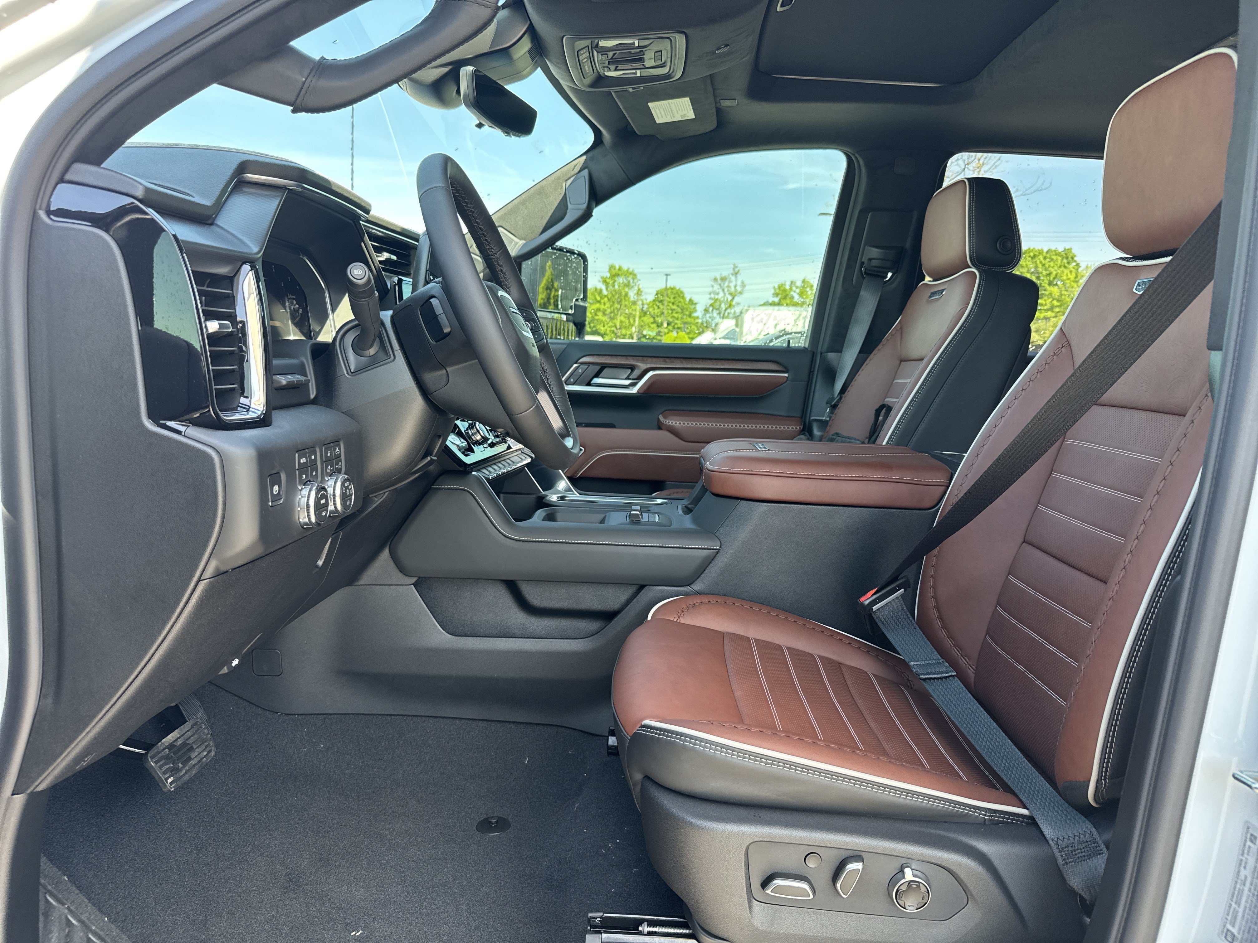 New 2026 GMC Sierra 2500 Denali Ultimate AWD/4WD image 16