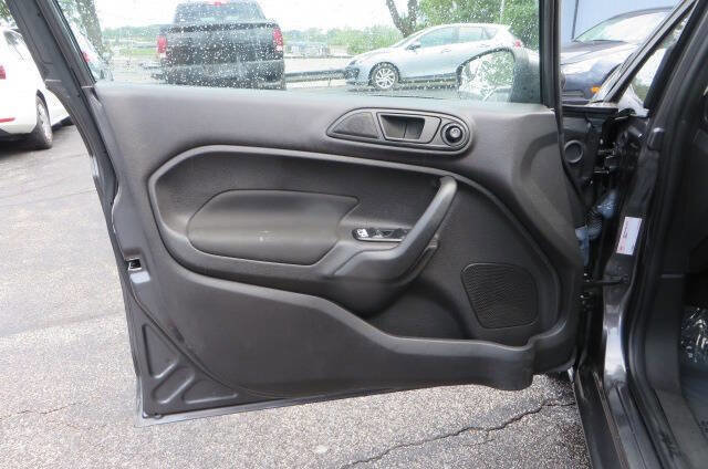 Used 2019 Ford Fiesta SE image 10
