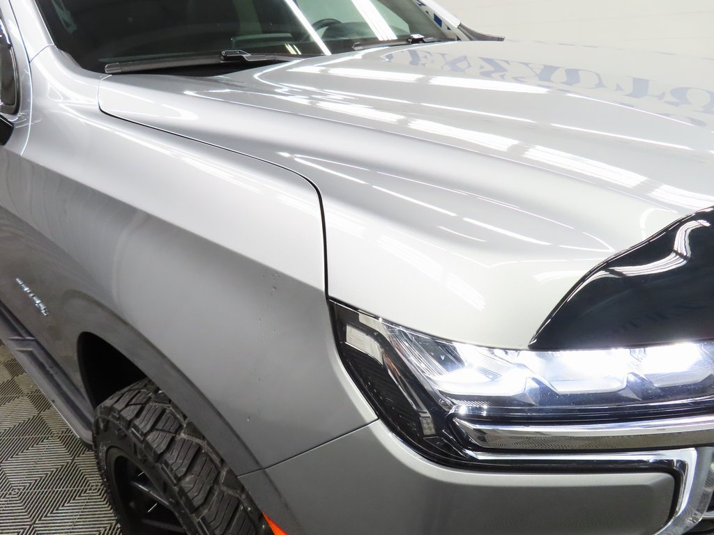 Used 2023 Chevrolet Tahoe LT w/ Luxury Package AWD/4WD image 32