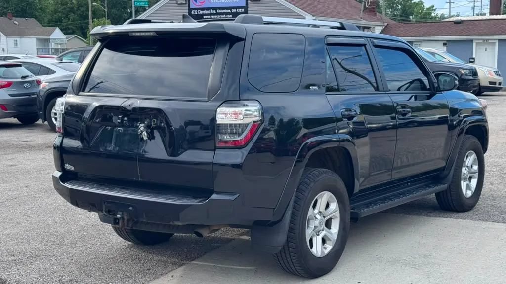 Used 2021 Toyota 4Runner SR5 Premium w/ Moonroof Package AWD/4WD image 5