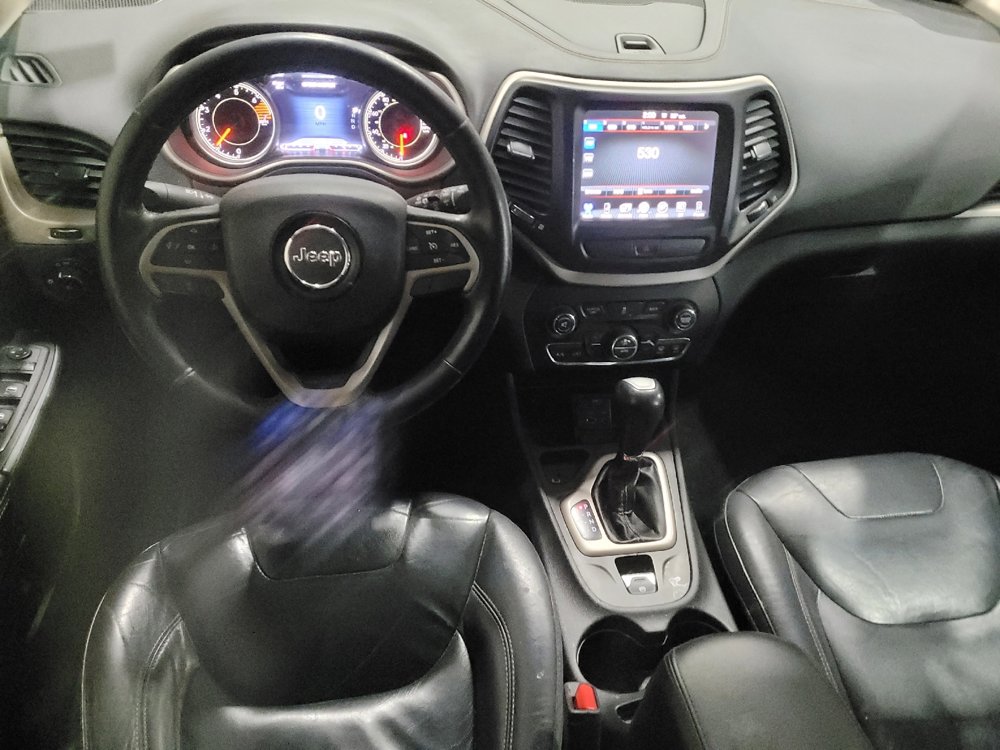 Used 2016 Jeep Cherokee Limited image 22