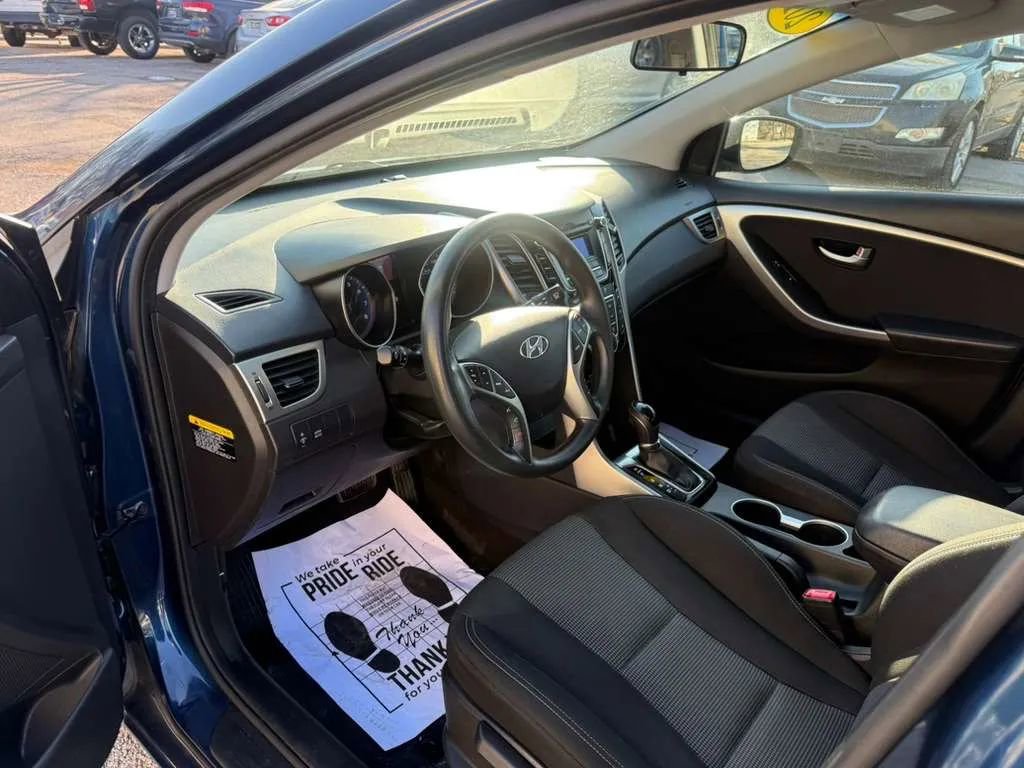 Used 2016 Hyundai Elantra GT image 10