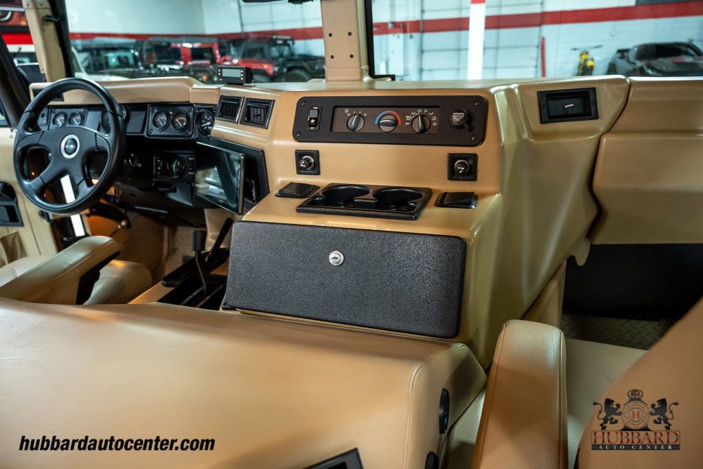 Used 1999 HUMMER H1 4-Door Hard Top image 28