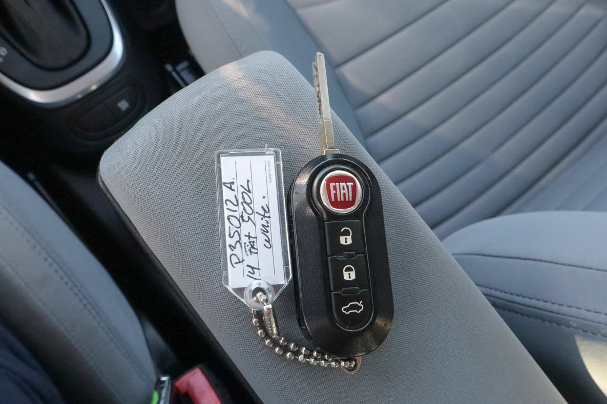 Used 2014 FIAT 500L Easy FWD image 26