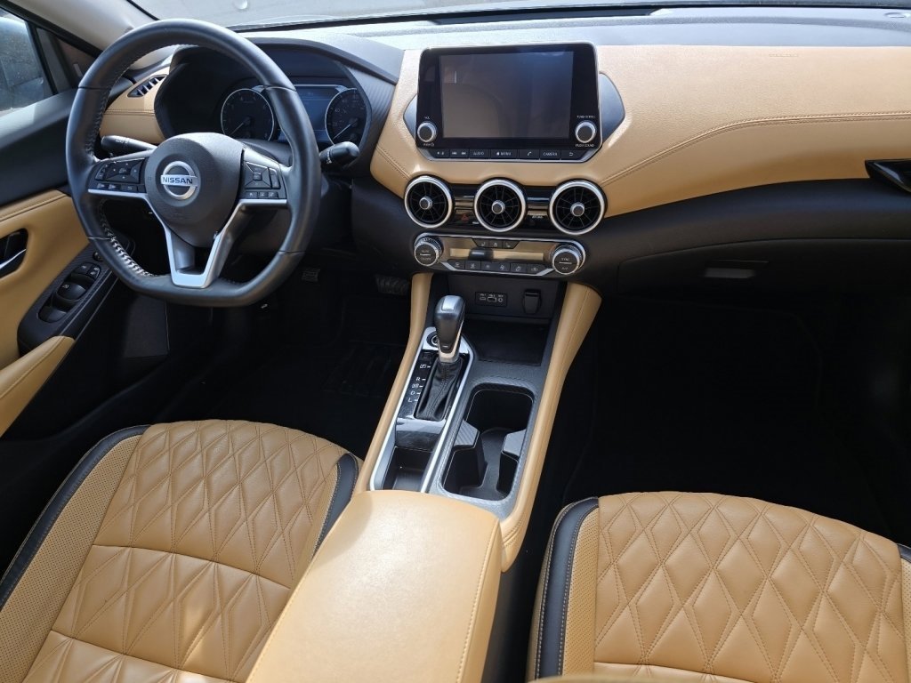 Used 2023 Nissan Sentra SV w/ SV Premium Package image 18