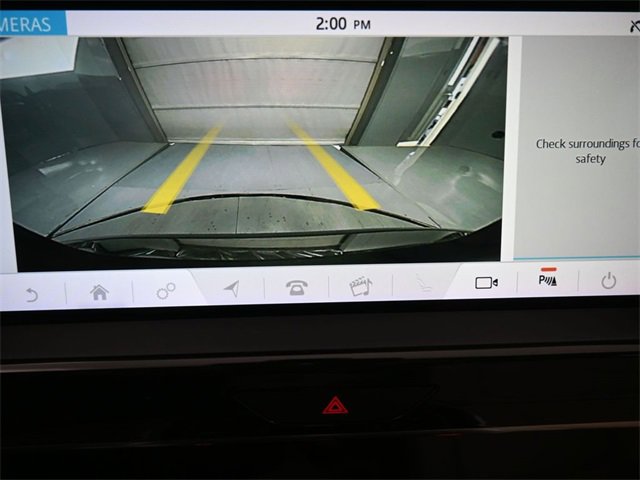 Used 2020 Jaguar XE S image 7