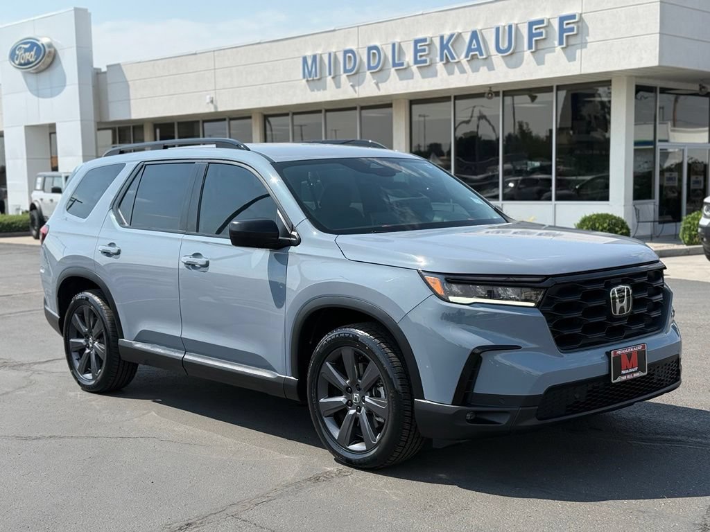 Used 2025 Honda Pilot Sport